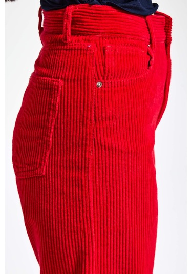 Itsbasic Kadın Kırmızı Doris 26w5-19 Straight Fit Yüksek Bel Kalın Fitilli Kadife Velvet Kumaş Pantolon Itsbasic Kadın Kırmızı Doris 26w5-19 Straight Fit Yüksek Bel Kalın Fitilli Kadife Velvet Kumaş Pantolon