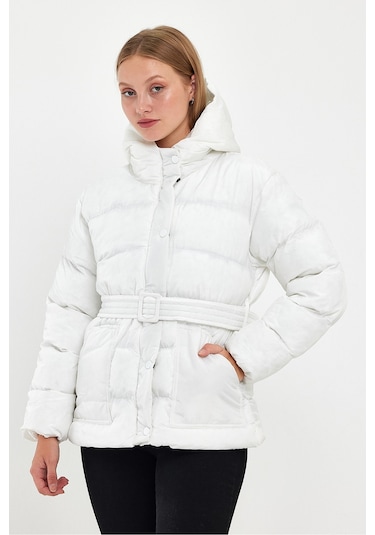 Alisse-kadın Ekru Kapüşonlu Kemerli Şişme Mont Kaban Ekru
