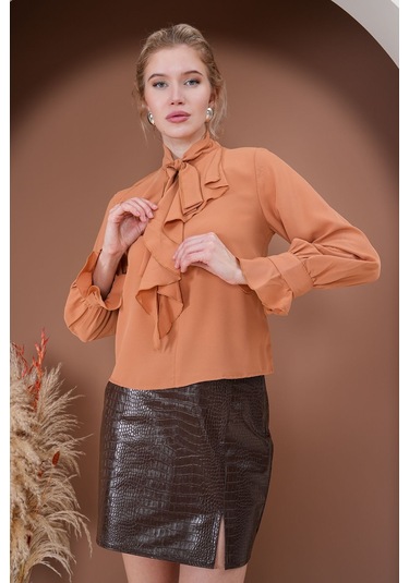 Fırfırlı Zarafet Bluz Kahverengi