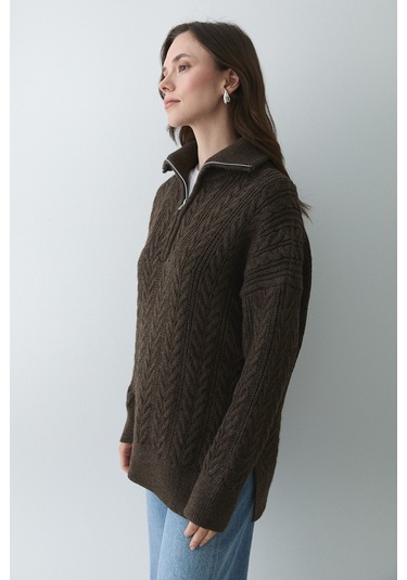 Kahverengi Saç Örgülü Fermuarlı Kazak - 251066 Kahverengi