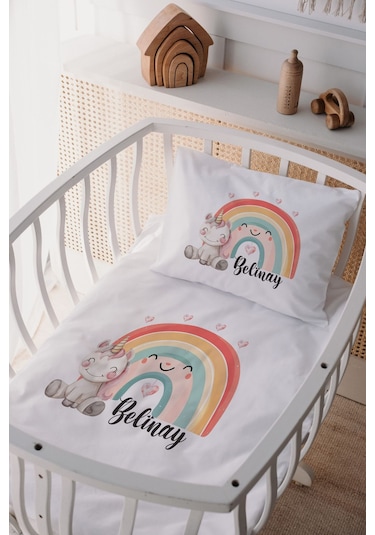 %100 Pamuk Saten Isme Özel Isimli Anne Yanı Beşik Nevresim Takımı Gökkuşağı Ve Unicorn