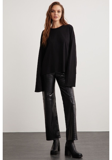 Basıl  Kadın %100 Pamuk Bisiklet Yaka Oversize Fit Uzun Kollu Siyah T-shirt
