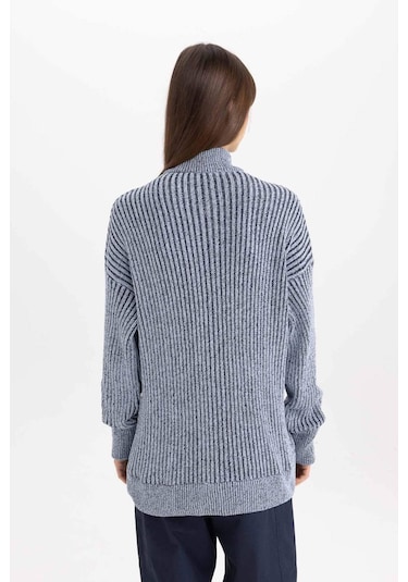 DeFacto Regular Fit Dik Yaka Fermuarlı Triko Hırka C3696AX24SPNV207 Lacivert DeFacto Regular Fit Dik Yaka Fermuarlı Triko Hırka C3696AX24SPNV207 Lacivert