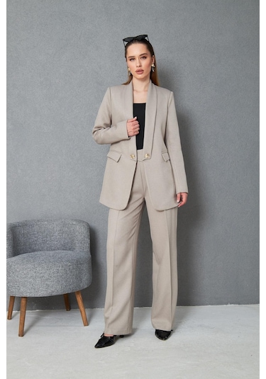 Kare Düğmeli Yünefekt Takım Bej Bej