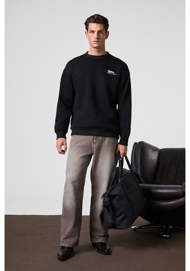 Ernest Erkek Organik Pamuklu Yumuşacık Baskı Detaylı Bisiklet Yaka İçi Polarlı Siyah Sweatshirt