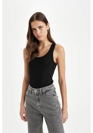 Defacto Slim Fit Dar Kesim U Yaka Basic Düz Ribana Atlet C9826axnsbk81 Siyah-bk81