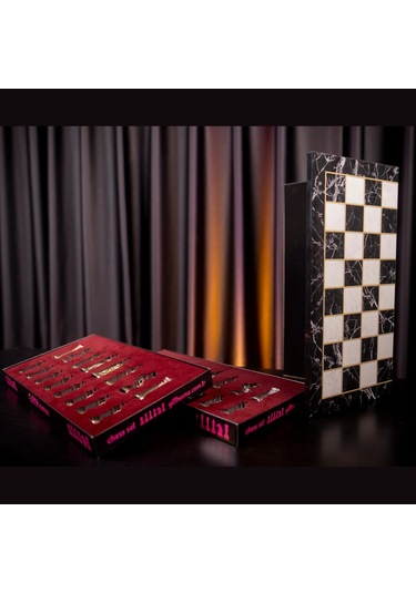 Battal Boy Metal İngiliz Satranç Takımı Parlak Ve Katlanır Mermer Desenli Mdf Ahşap Satranç Tahta 43x43 Cm.