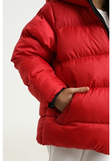 Freemen Kız Çocuk Kırmızı Polarlı Kürklü Kapüşonlu Su Geçirmez Rüzgara Dayanıklı Şişme Kışlık Mont Kırmızı