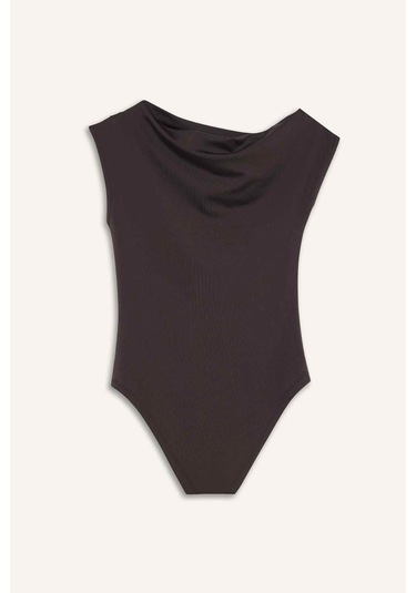 Defacto Slim Fit Dar Kesim Asimetrik Bluz F7297ax25aubn340 Kahve