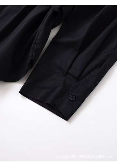 Kadınlara Uygun, Şık Ve Profesyonel Tarzda Kemerli Gömlek. Siyah