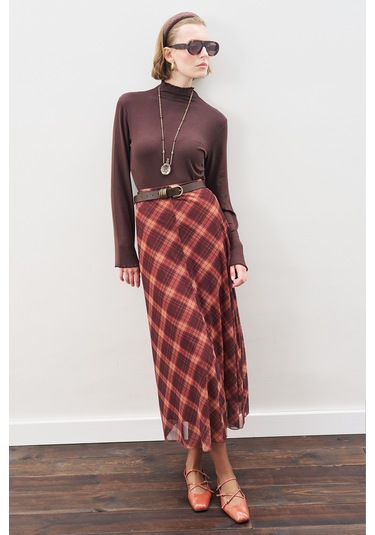 Desenli Tül Etek Kahverengi Ekose Kahverengi Ekose