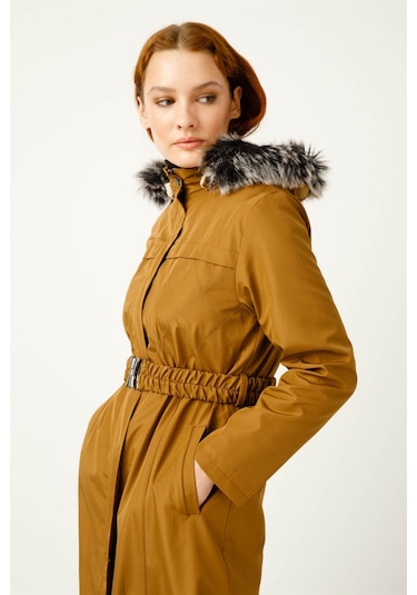 Üst Bölümü Dikiş Detaylı İçi Kürk Kaplı Bondit Parka Taba-taba Taba