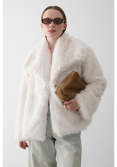 Beyaz Britney Kürk - 8900 Beyaz