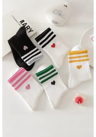 Kadın 5 Çift Premium Kalite Çizgili Kalp İşlemeli Tenis Soket ASORTİ
