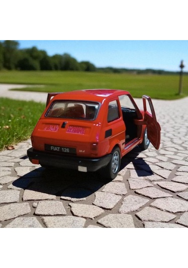Nostaljik Metal Çek Bırak Kırmızı Fiat 126 Araba Kapılar Açılır Diğer