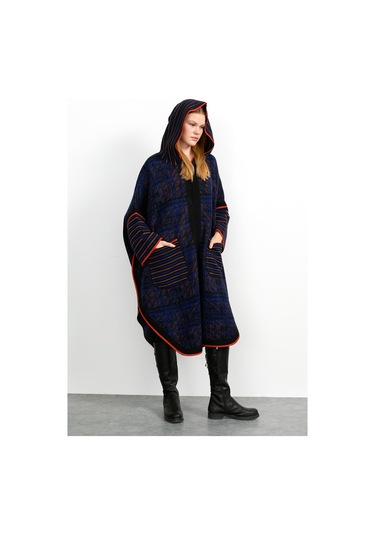 Kadın Kapüşonlu Fermuarlı Panço Siyah Siyah