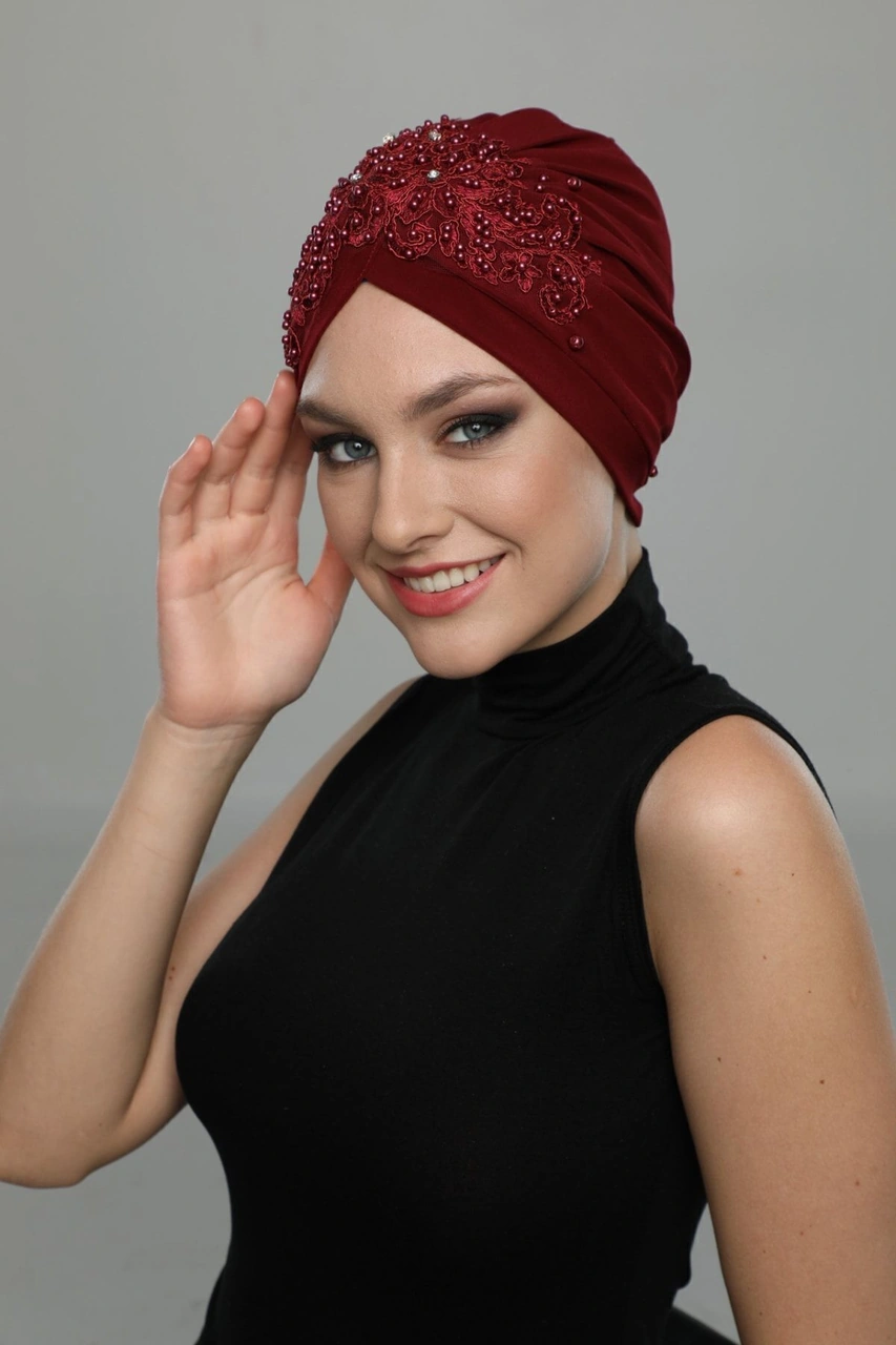 Kopma Astarlı Işlemeli Bordo Dantel Motifli Hazır Türban Tesettür Abiye Bone Bordo Dantel