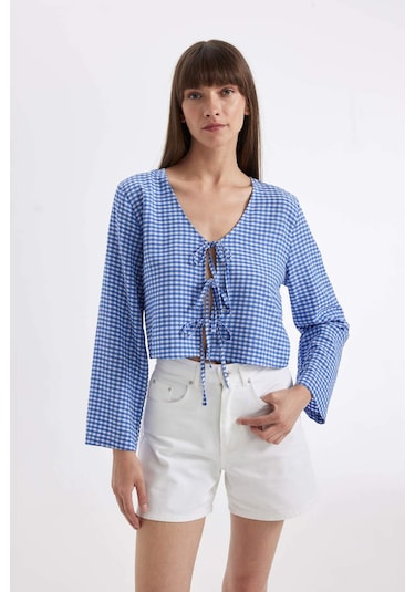 Defacto Regular Fit Kareli V Yaka Önden Bağlamalı Krinkıl Uzun Kollu Bluz D5099AX24AUBE165 Defacto Regular Fit Kareli V Yaka Önden Bağlamalı Krinkıl Uzun Kollu Bluz D5099AX24AUBE165