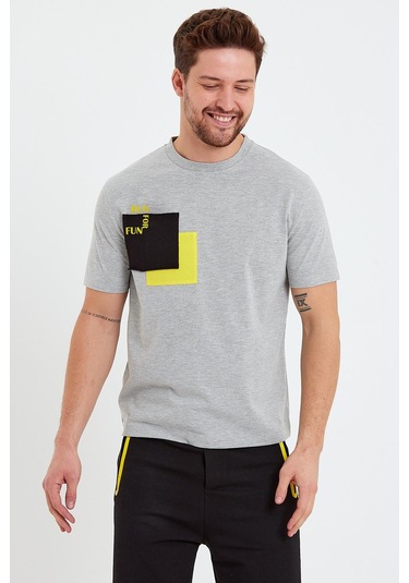 Erkek Run For Fun Cep Detaylı T-shirt Gri Melanj