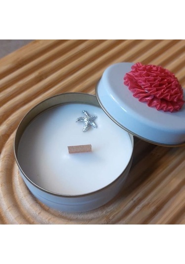 Uretti - Ayşe 7362 2296 El Yapımı Yasemin Kokulu Metal Kutuda Mum - 3 X 7 Cm Beyaz