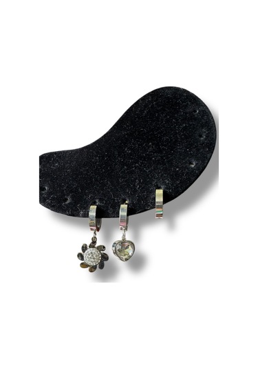 Çiçekli Ve Kalpli Sallantılı Çelik Küpe Gri