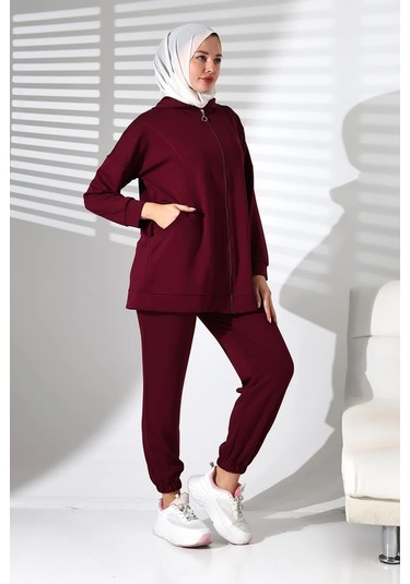 Kadın Mevsimlik Alt Ve Üst Rahat Mürdüm Spor Tesettür Takım Mürdüm