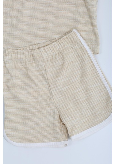 Kız Çocuk Pencere Detaylı Likralı Bluz Şort Takım 2yaş - 7yaş Bej Kız Çocuk Pencere Detaylı Likralı Bluz Şort Takım 2yaş - 7yaş Bej