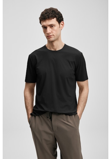 Lufian Nuvor Hi- Tech Performance Dikişsiz T- Shirt Siyah 111020319100100