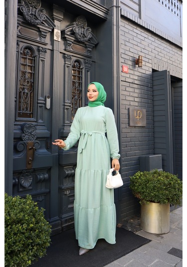 Kadın Yeşil Küçük Kareli Kat Kat Kuşaklı Uzun Gofre Kumaş Tesettür Elbise 0226 Yeşil