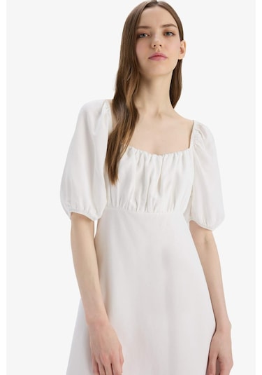 DeFacto Kare Yaka Keten Karışımlı Kısa Kollu Midi Yazlık Elbise E0896AX25SMWT32