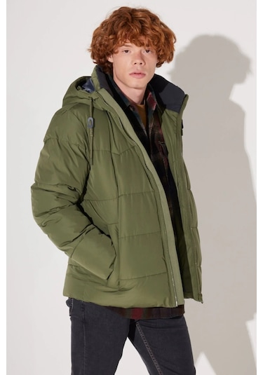 Lee Kapüşonlu Regular Fit Zeytin Erkek Mont L88Bnya61 Yeşil