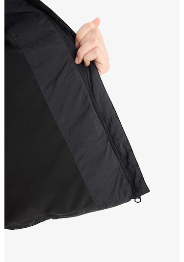 Defacto Su Geçirmez Fermuarlı Şişme Yelek E8587ax25aubk27 Siyah