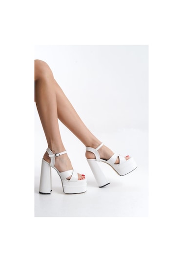 Preshley Kadın Elina Beyaz Cilt Çapraz Bantlı 15 Cm Platform Topuklu Ayakkabı Beyaz