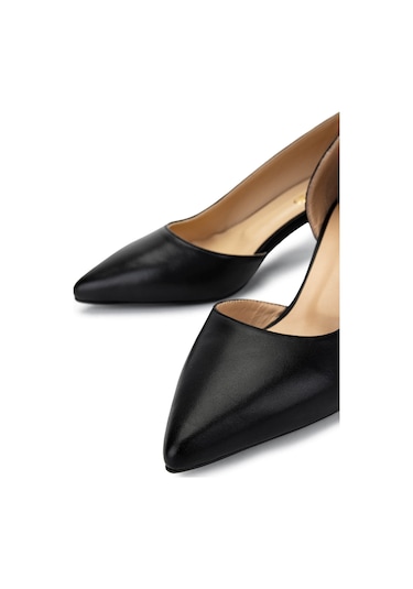 Tamer Tanca Kadın Hakiki Deri Siyah Topuklu Ayakkabı 492 56251 Bn Ayk Y25 Sıyah Siyah