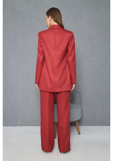 Kare Düğmeli Yünefekt Takım Kırmızı Kırmızı