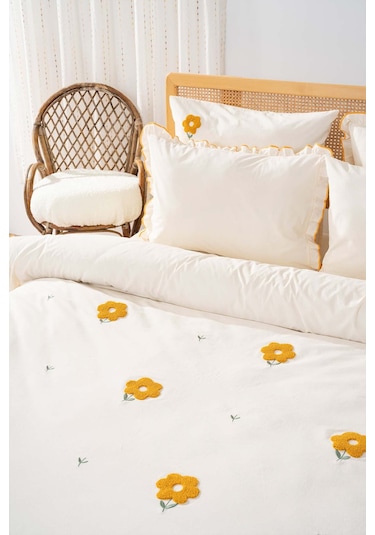 Florita Sarı Çift Kişilik Nakışlı 6 Parça %100 Pamuklu Nevresim Takımı & Çeyiz Seti