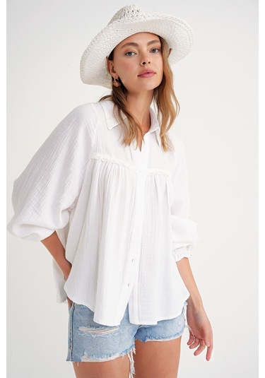 4677 Kadın Dantel Detaylı Müslin Gömlek Beyaz Beyaz 4677 Kadın Dantel Detaylı Müslin Gömlek Beyaz Beyaz