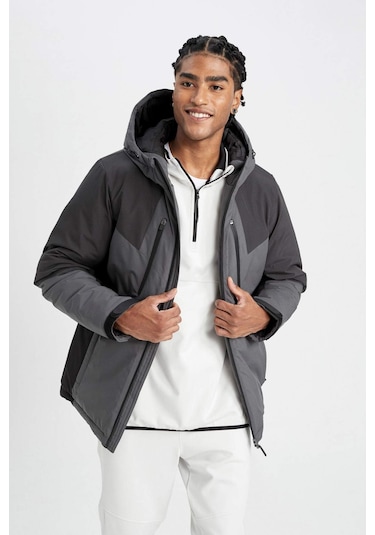 DeFactoFit Termometreli Mont Su İtici Rüzgar Geçirmez Slim Fit Dar Kesim Kapüşonlu Fermuarlı A2756AX24WNBK81