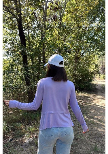 Kadın Lila Elleri Eldiven Detaylı, Asimetrik Kesim, Bisiklet Yaka, Eteği Pliseli, Salaş Spor Bluz LILA