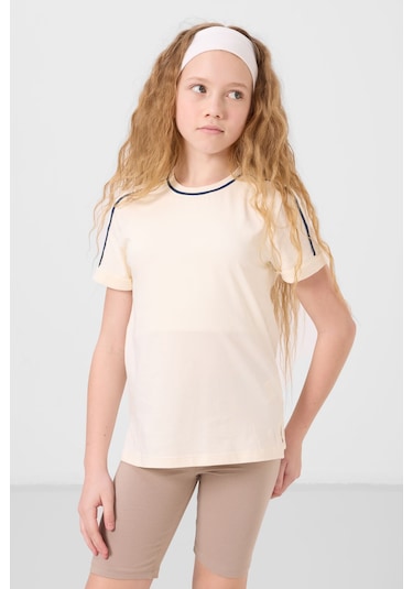 Ekru Pamuklu O Yaka Standart Fit Basic Kız Çocuk T-shirt - 75177 Ekru