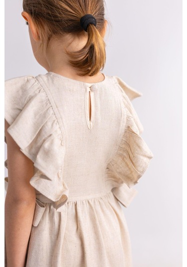 Oliventhekid Yanları Bağcıklı Kolsuz Fırfırlı Keten Sırtı Düğmeli Kız Çocuk Elbise Bej Bej