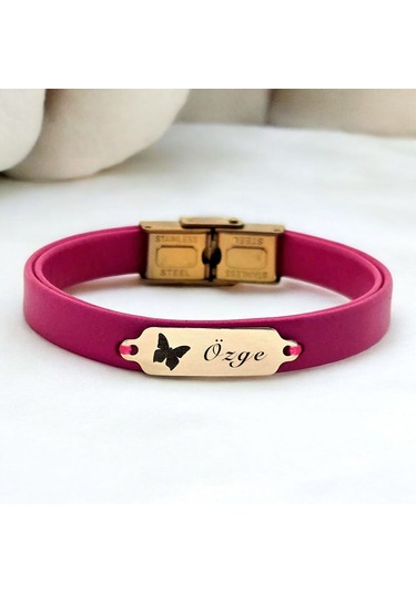 Archin Özge İsmine Özel Doğal Pembe Derili Kelebek Figürlü 14 Ayar Altın Plakalı Hediye Bileklik-651isim Özge