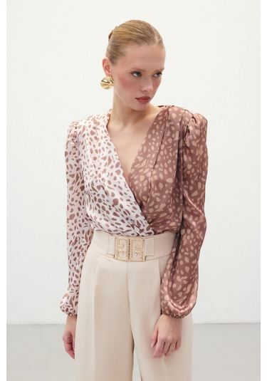 Sateen Kruvaze Desenli Bodysuit - Kahve-bej