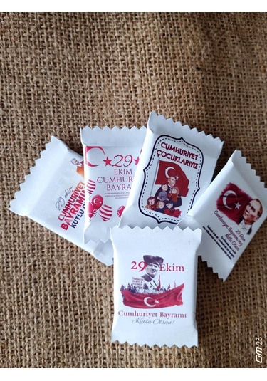 Farklı Market 29 Ekim Çikolatası Cumhuriyet Bayramı Çikolatası 20 Adet
