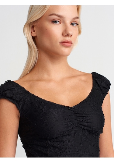 Dilvin 31848 Fiyonk Detaylı Dantel Top-siyah Siyah