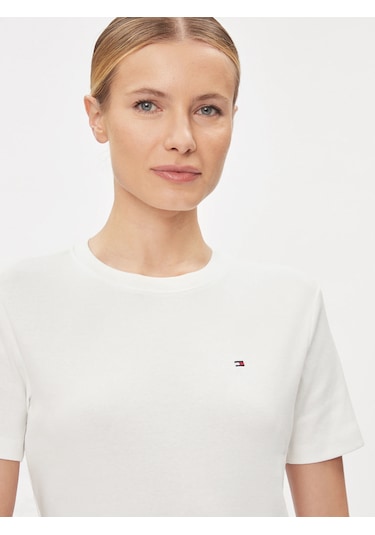 Tommy Hilfiger Logo Nakışlı Kadın T-shirt Beyaz
