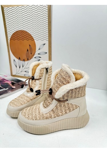 Günlük Kadın Kar Botu Kürklü Bağcıklı Fermuarlı Rugan Rahat Yüksek Kalın Tırtıklı Taban Bootie 77546 Bej Rugan Bej