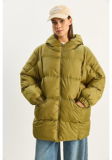 Shade Kadın Kapüşonlu Oversize Yarasa Kol Şişme Mont 60283686 - Yeşil