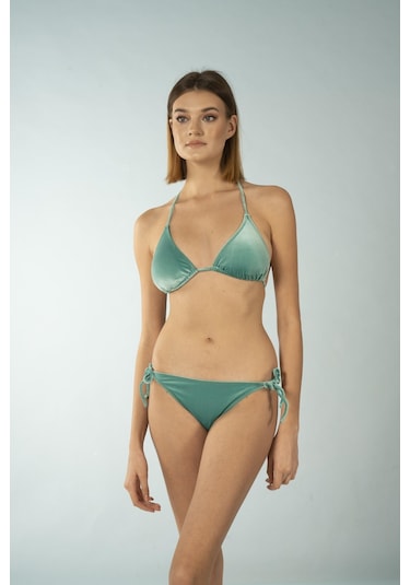 Estiva Parlak Üçgen İpli Bikini Takımı - Yeşil Kadife Çok Renkli