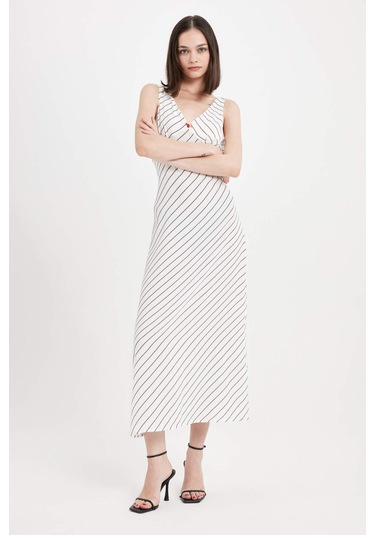 DeFacto A Kesim V Yaka Çizgili Maroken Askılı Maxi Elbise D4337AX24HSBK27